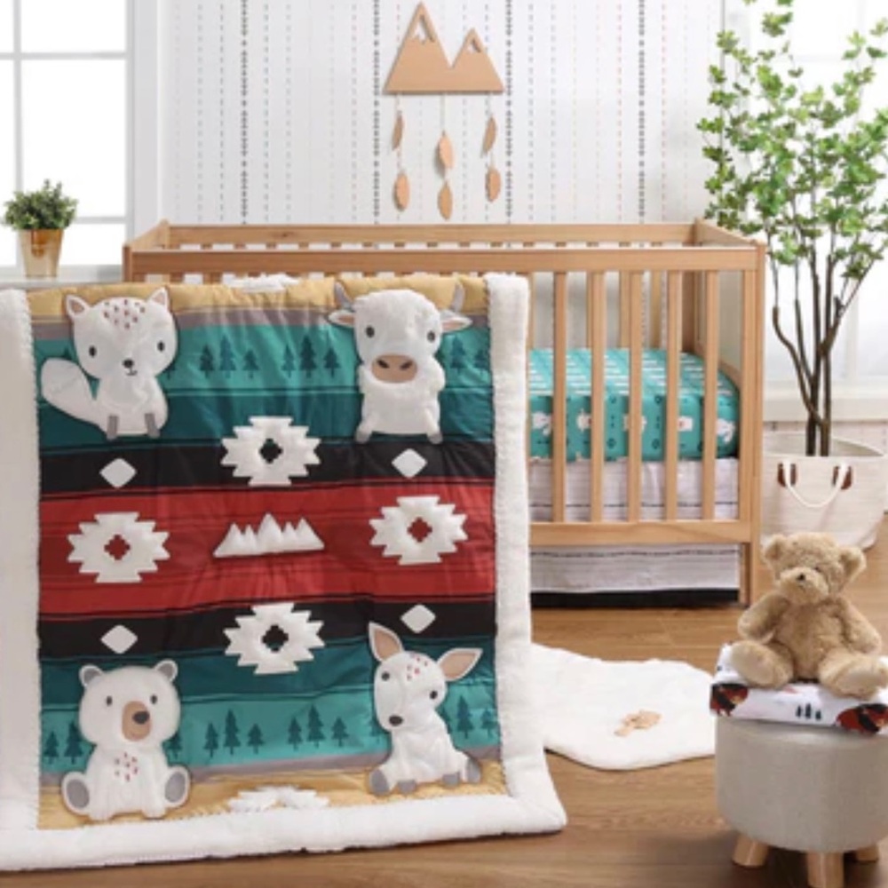 NEW IN BOX The Peanutshell 4 Piece Crib Bedding Set - Western Woods